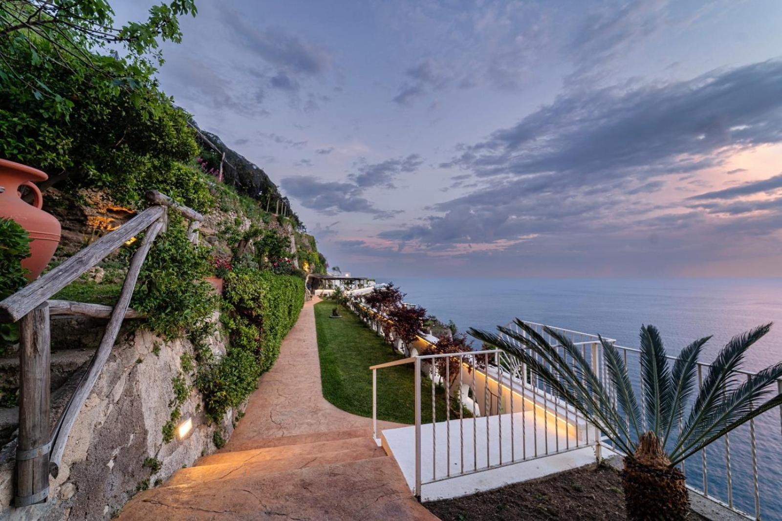 Villa Costanza Amalfi Coast Maiori Bagian luar foto